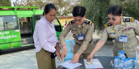 ប្រតិបត្តិការបង្កើនប្រសិទ្ធភាព៖ នគរបាលខេត្តព្រៃវែង ជំរុញប្រជាពលរដ្ឋឱ្យអនុវត្ត “កាតព្វកិច្ចច្បាប់” នៃការបន្តសុពលភាពអត្តសញ្ញាណប័ណ្ណ ដោយឥតគិតថ្លៃ