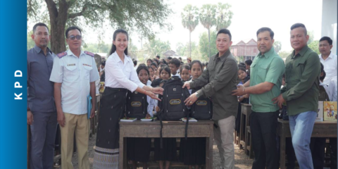 **Senior Ministry of Interior Official Distributes Educational Aid and Announces New School Construction in Kampong Thom**
