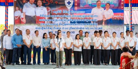 **លោកជំទាវបណ្ឌិត ពេជ ចន្ទមុន្នី ហ៊ុនម៉ាណែត ដឹកនាំក្រុមគ្រូពេទ្យ TYDA ពិនិត្យព្យាបាលជំងឺជូនប្រជាពលរដ្ឋជាង ៤ពាន់គ្រួសារ នៅខេត្តកំពង់ស្ពឺ**